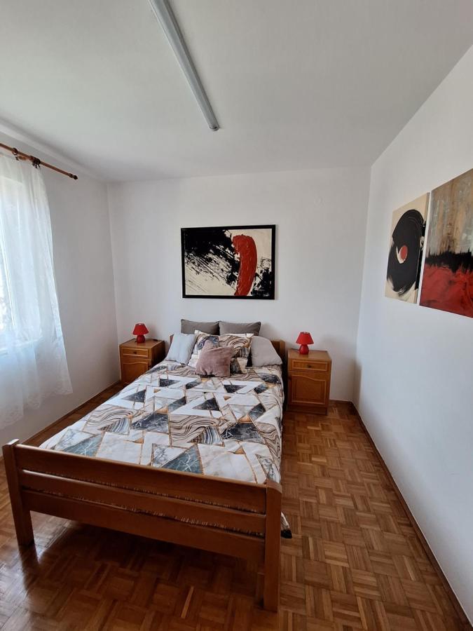 Two Bedroom Apartment Alma Задар Екстериор снимка